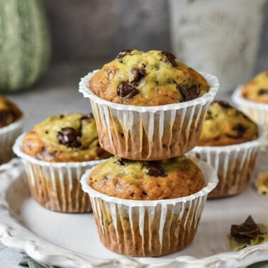 healthy zucchini muffins recipe.